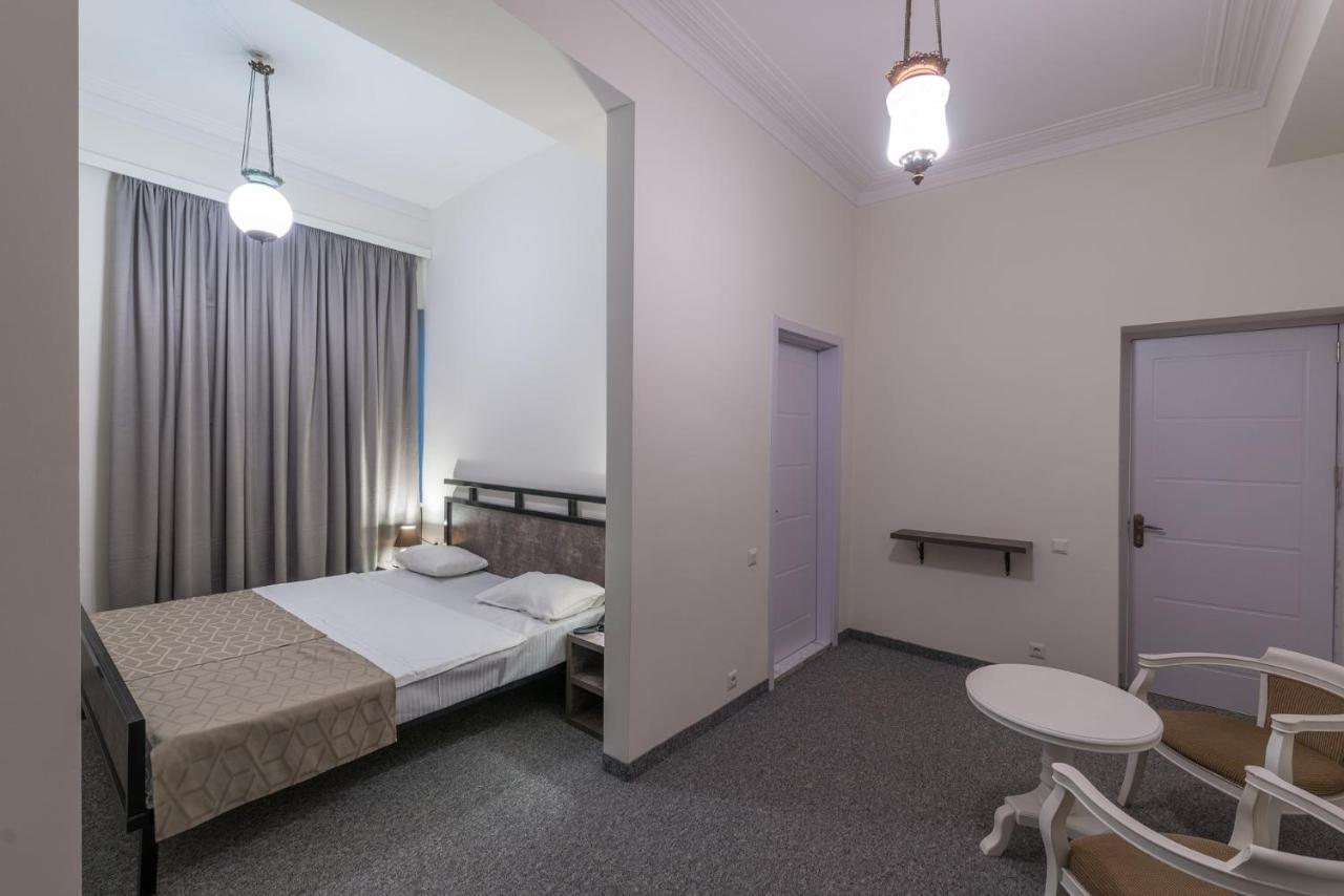 Hotel Opinion Tbilisi Exterior foto